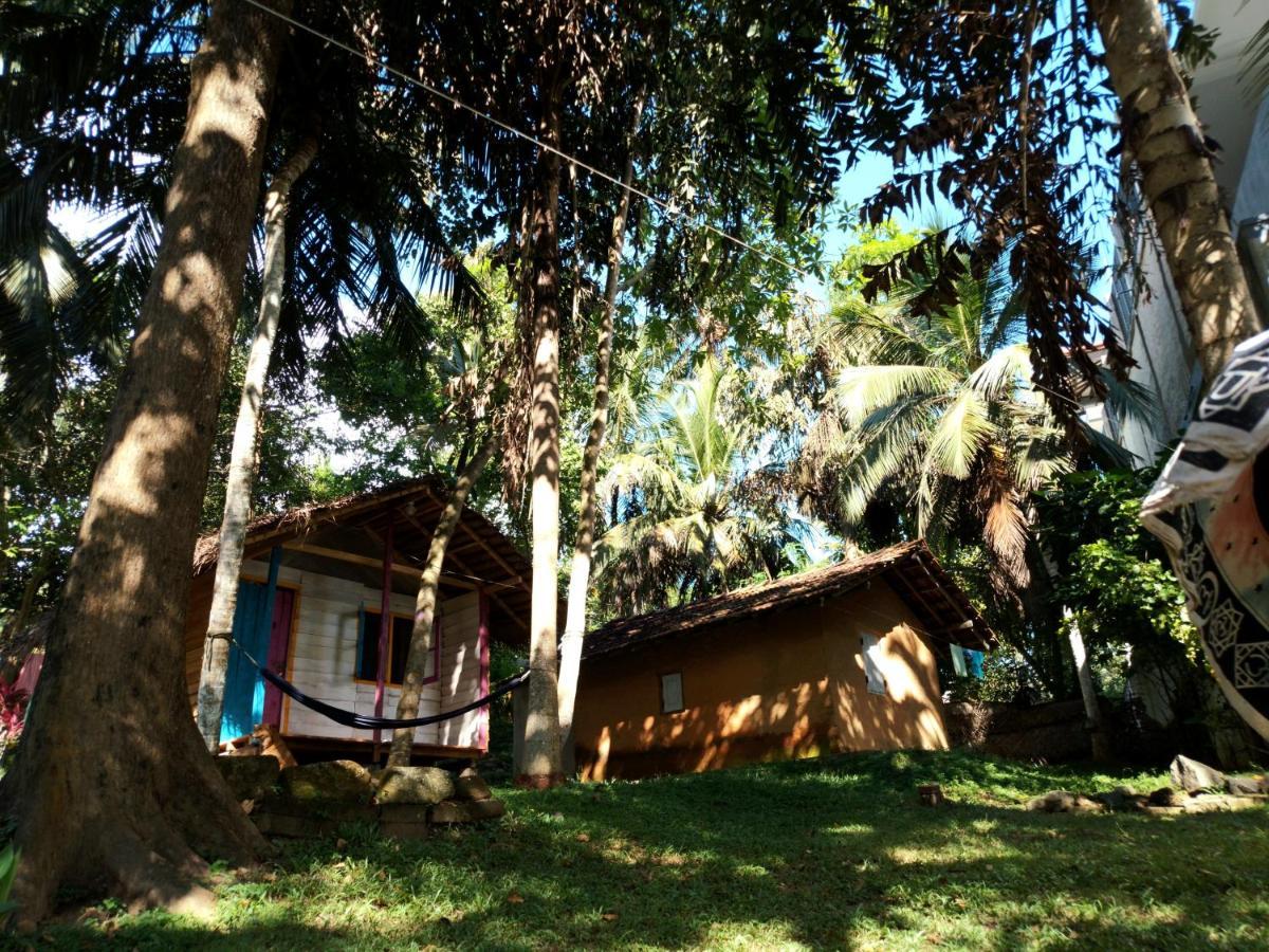 Hidden Well Hiriketiya Hostel Диквела Екстериор снимка
